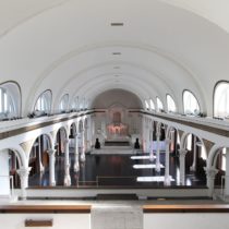 arched-ceiling-natural-light-ballroom-13