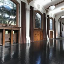 arched-ceiling-natural-light-ballroom-31