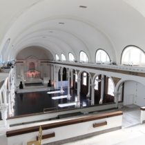 arched-ceiling-natural-light-ballroom-44