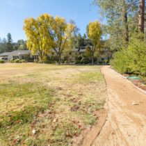 expansive-lake-front-country-club-007