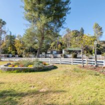 expansive-lake-front-country-club-103