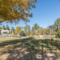 expansive-lake-front-country-club-104