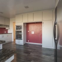 mid-century-natural-light-home-with-hillside-view-26