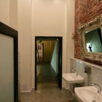 open-room-natural-light-hotel-in-dtla-26