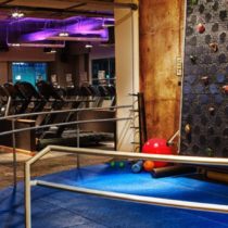 trendy-westside-gym-with-nightclub-vibe-11